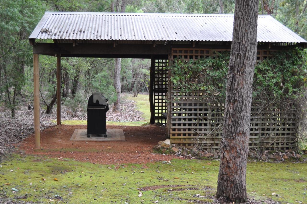 Karri Valley Chalets Pemberton Exterior photo